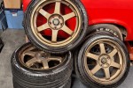 Car wheels with tyres mounted (4)