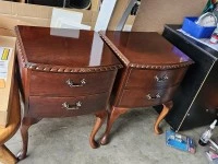 1 bedsize tables, 1 bedside table