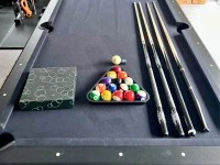 7ft pool table