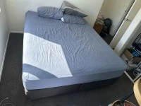 Double bed, Single bed, Desk, Desk, Kitchen staff