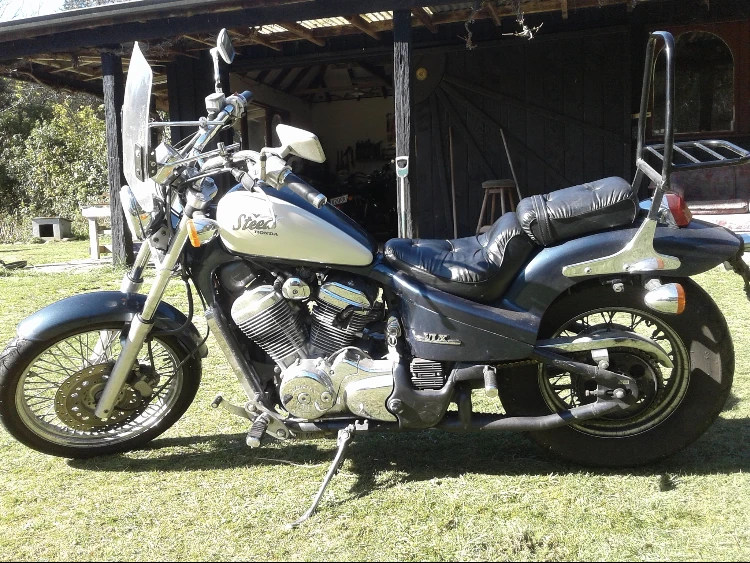 Motorcycle Honda Steed 600