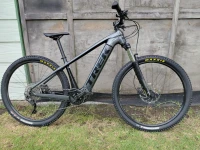 Trek E-bike + accessories