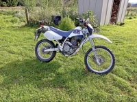 Motorcycle Suzuki DR200