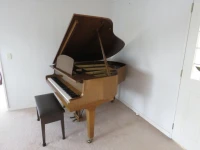 Yamaha piano