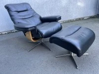 LA-Z-BOY Full Leather Recliner And Footstool