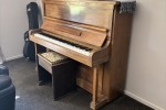 Upright piano
