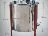 Honey extractor