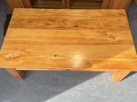 Rimu Table