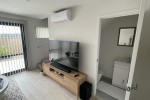2 bedroom apartment move