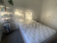 Queen mattress - Sleepyhead - Near new