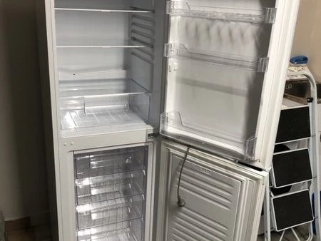 Haier Fridge Freezer 230L