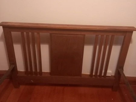 Antique Oak Bed double  and rails 188 cm