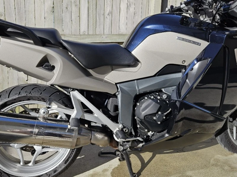 Motorcycle Bmw K1300gt