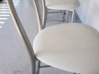 4 X ELEGANT & EXCELLENT quality bar stools