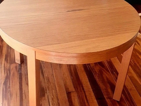 Ikea Round/Oval Oak Vaneer Extendable Dining Table