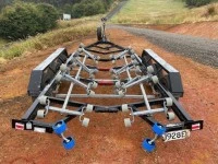Trailer boat