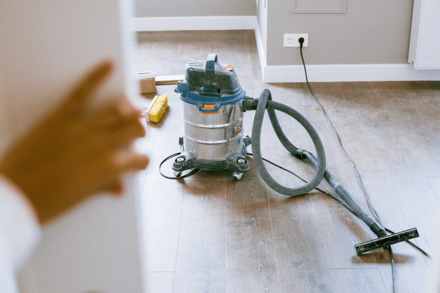 How to Clean Your New Home Before Moving In
