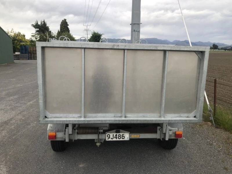 Other boat trailer