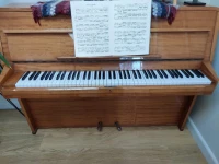 Upright Rippen Piano