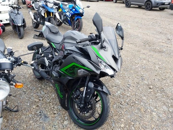 Motorcycle Kawasaki Zx25r