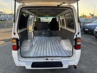 Mitsubishi L300 Van