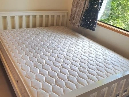 Queen Sized Bed With Mattress