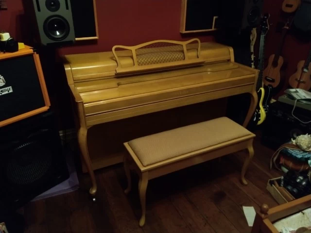 1975 Yamaha Spinet piano