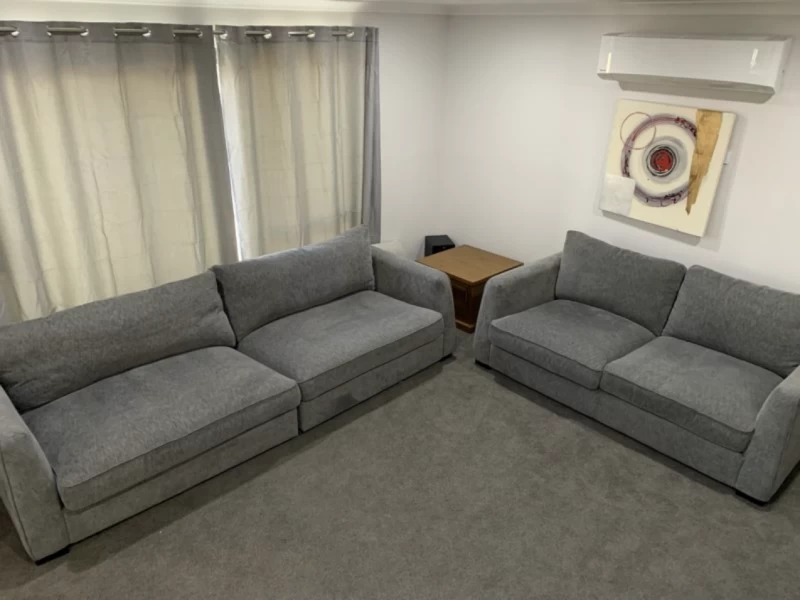 Lounge suite, Lounge suite