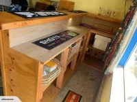 Macrocarpa Bar