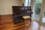 Upright piano