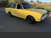 Ford Cortina