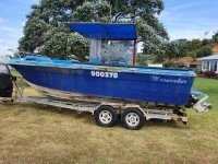 Trailer boat