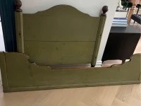 Dismantled single kid bed