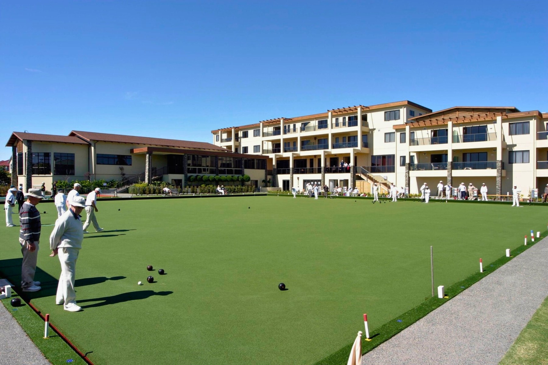 Residents at Althorp Village playing bowls, Tauranga