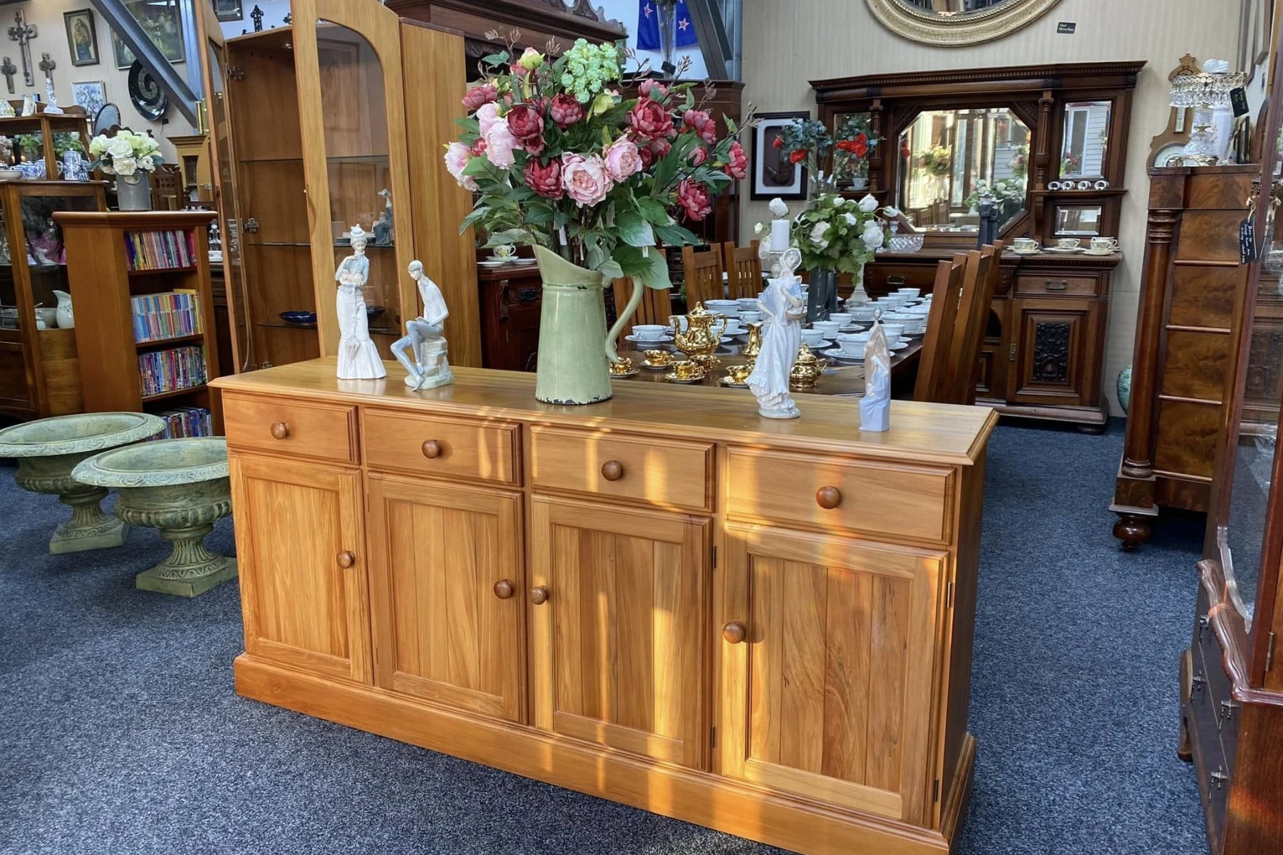 Pat's Shed Second-Hand Furniture
